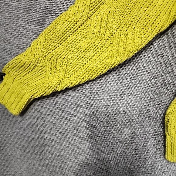 Vans Womens Yellow Knit Long Sleeve Fashion Sweater NWT Size Small - Picture 11 of 16